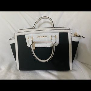 Michael Kors Limited Edition Black/White Selma Bag